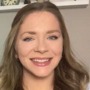 Meet your Posher, Marina